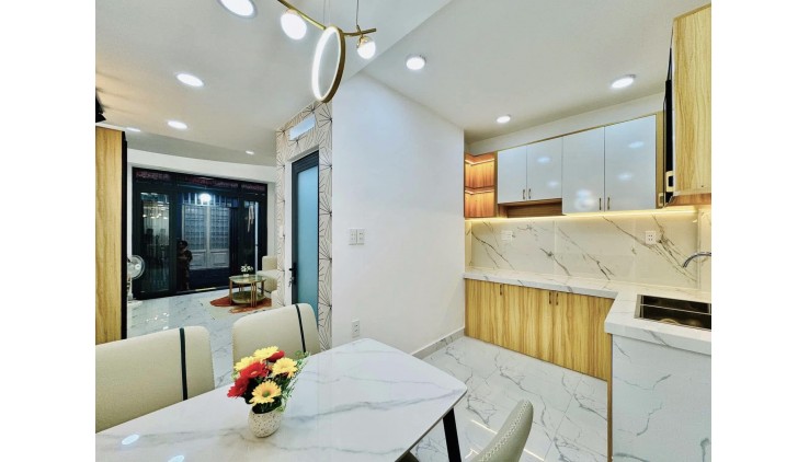 Bán Nhà Phan Đình Phùng 4 Tầng 4 P.Nngủ Khép Kín Nhỉnh 6 Tỉ